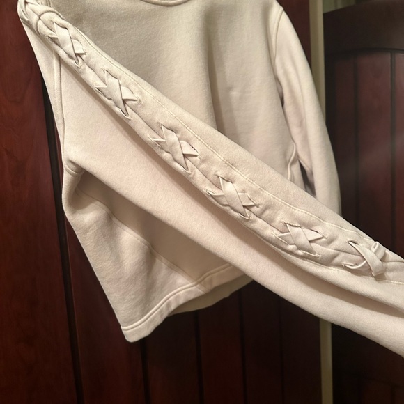 Lululemon sweater - Picture 3 of 4